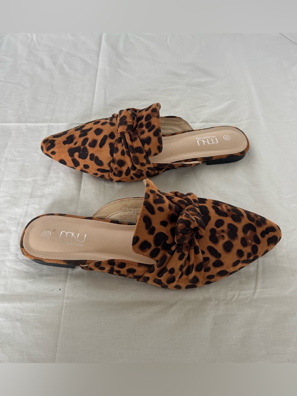Musshoe Leopard-Print Knot Front Pointed Mules Size 10.5